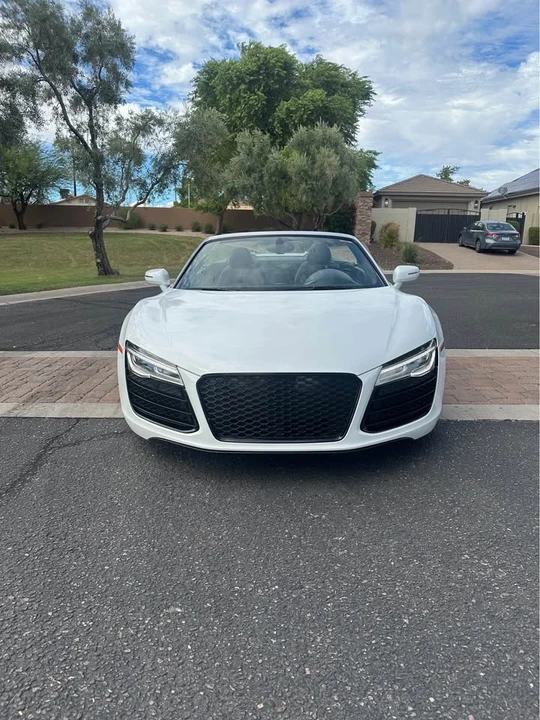 2014 Audi 42 R8 - Image 2 of 11