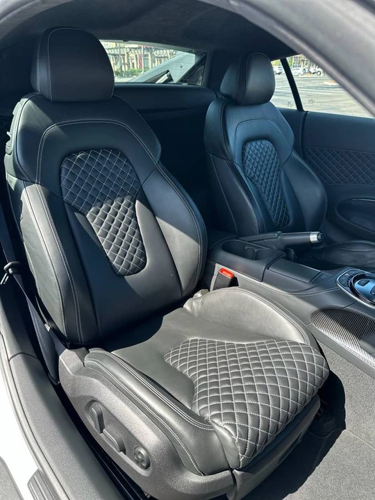 2014 Audi 42 R8 - Image 12 of 24