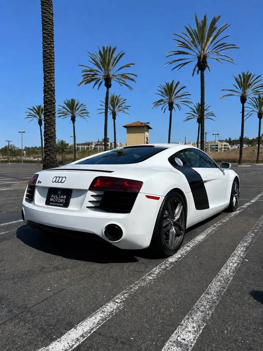 2014 Audi 42 R8 - Image 5 of 24