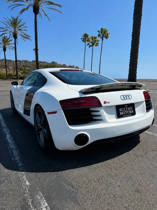 2014 Audi 42 R8 - Image 4 of 24