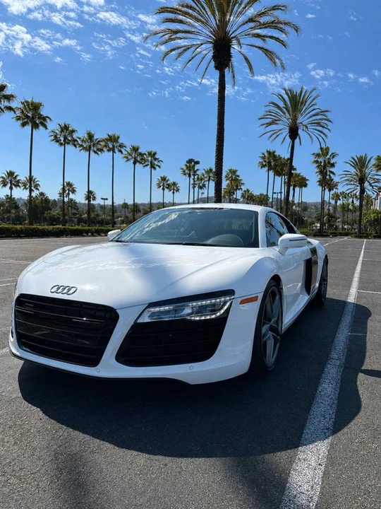 2014 Audi 42 R8 - Image 2 of 24