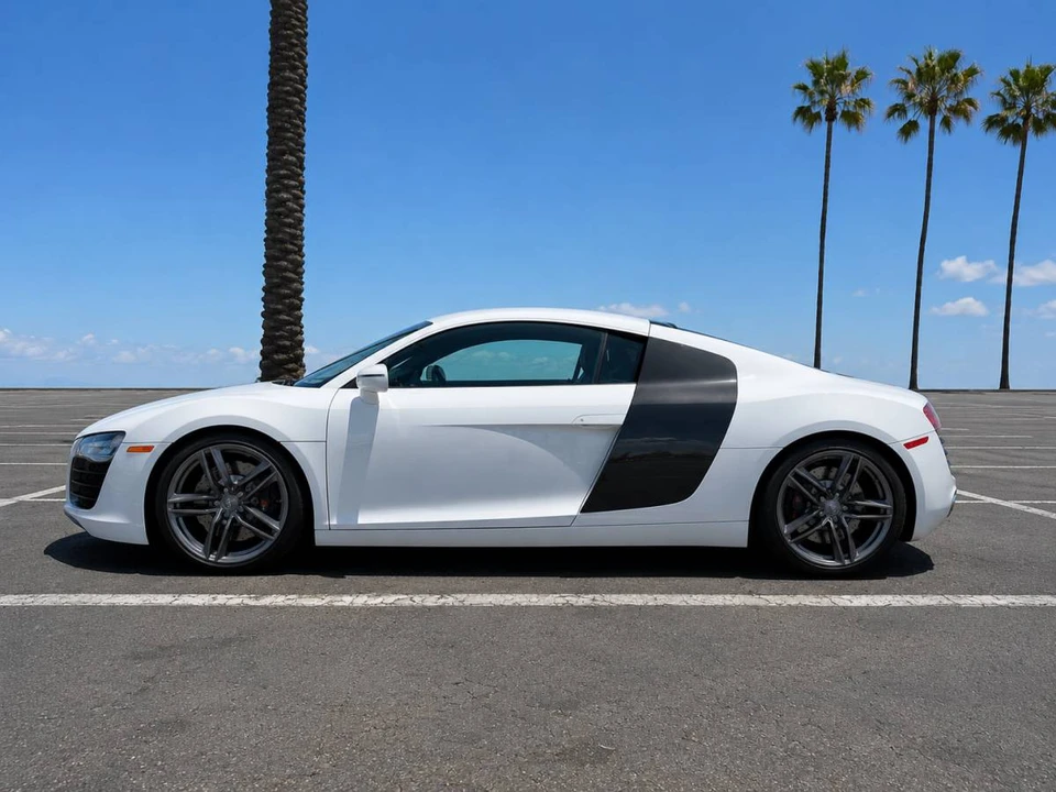 2014 Audi 42 R8 - Image 3 of 24
