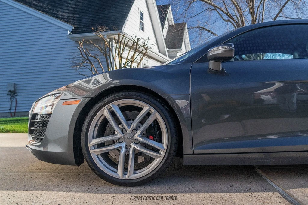 2014 Audi 42 R8 - Image 4 of 12