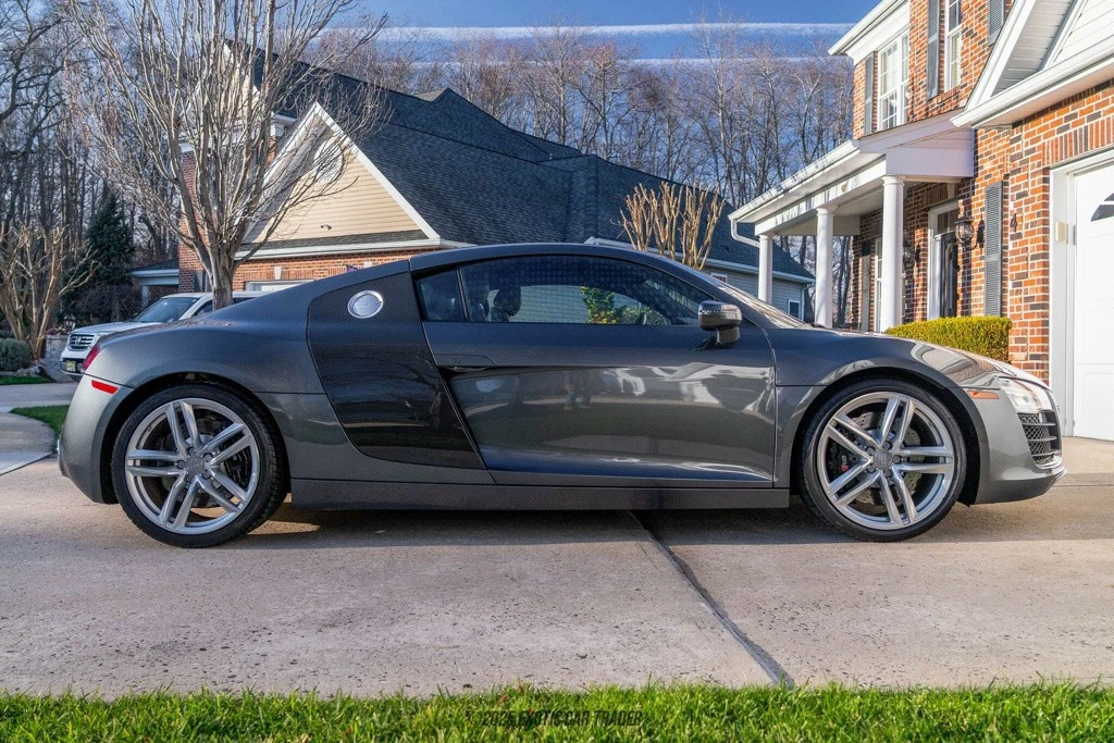 2014 Audi 42 R8 - Image 9 of 12