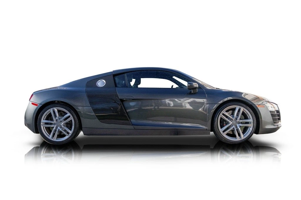 2014 Audi 42 R8 - Image 2 of 12