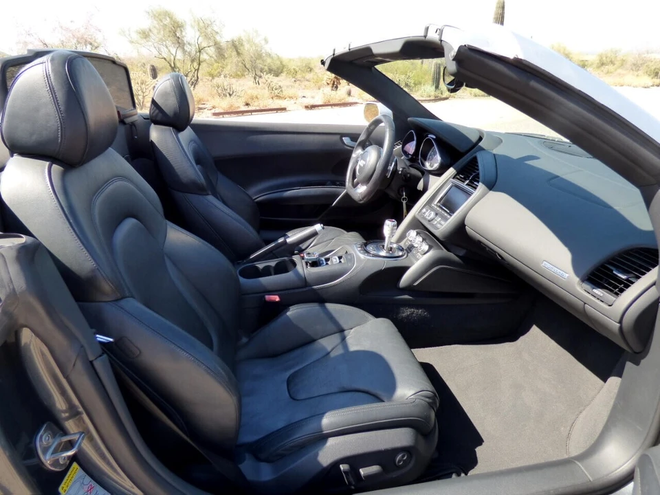2014 Audi 42 R8 - Image 21 of 21
