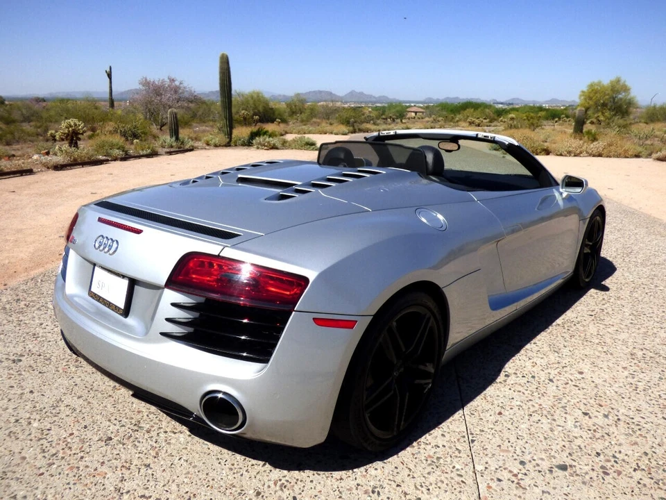 2014 Audi 42 R8 - Image 9 of 21