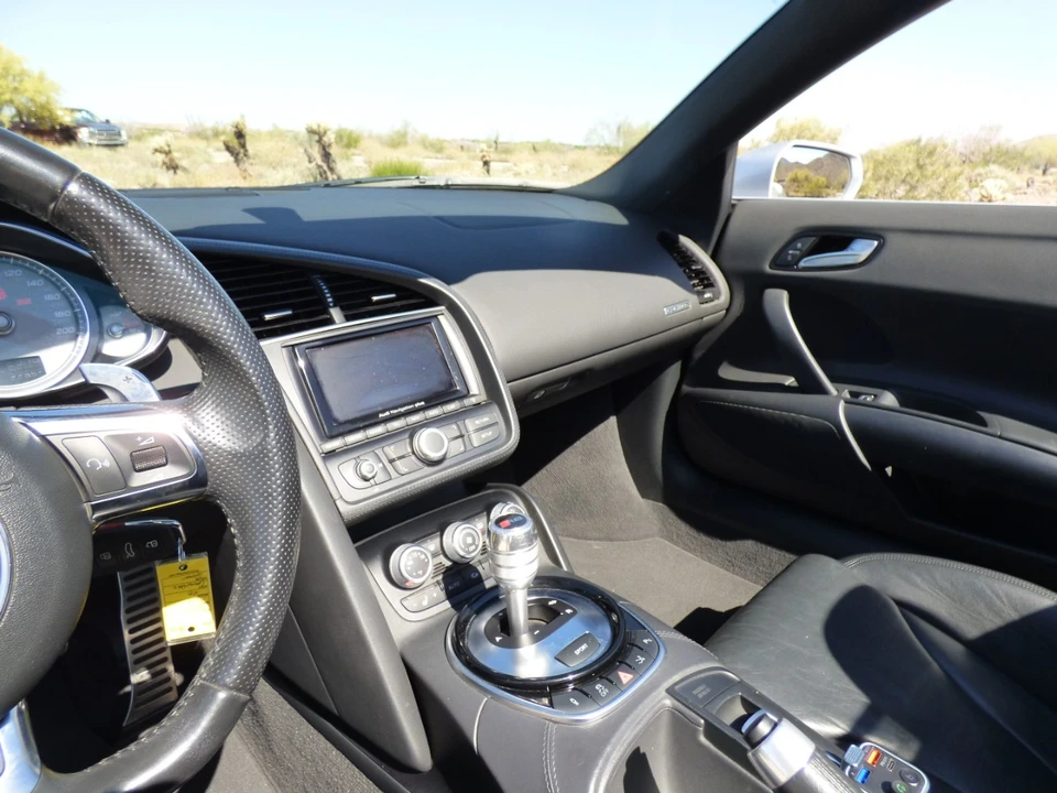 2014 Audi 42 R8 - Image 20 of 21