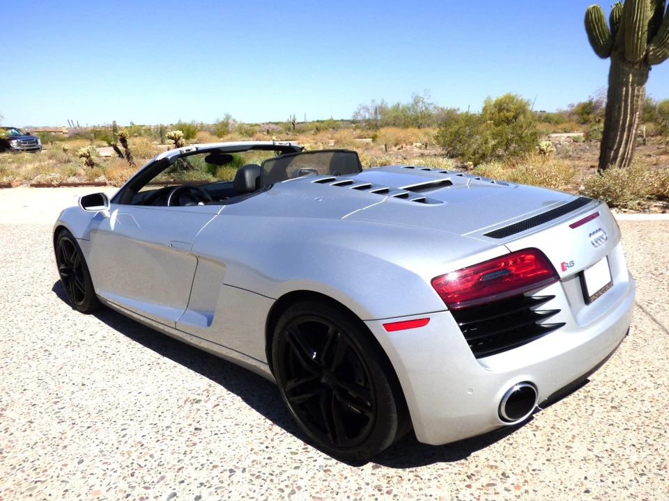 2014 Audi 42 R8 - Image 7 of 21
