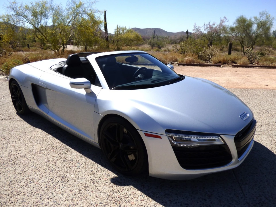 2014 Audi 42 R8 - Image 13 of 21