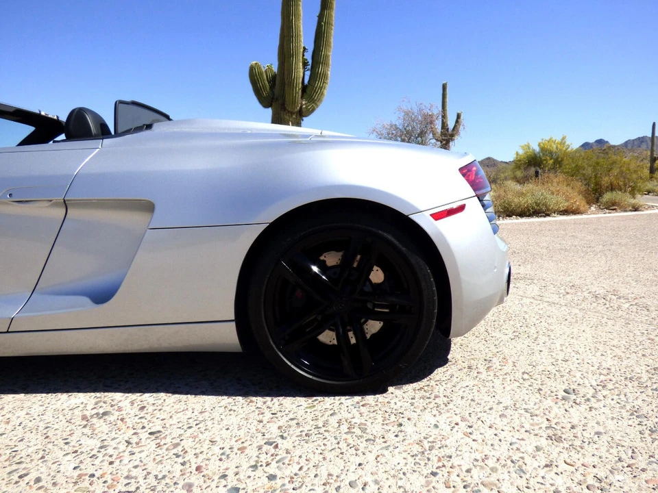 2014 Audi 42 R8 - Image 6 of 21