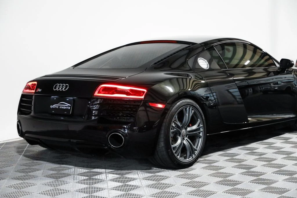 2014 Audi 42 R8 - Image 7 of 21