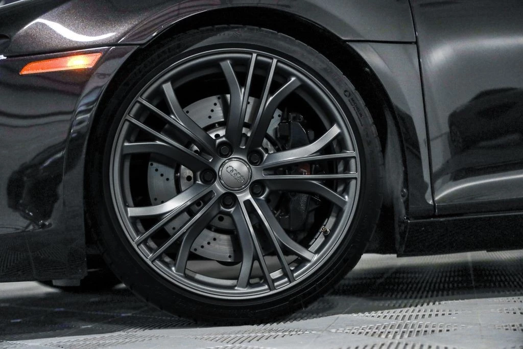2014 Audi 42 R8 - Image 13 of 21