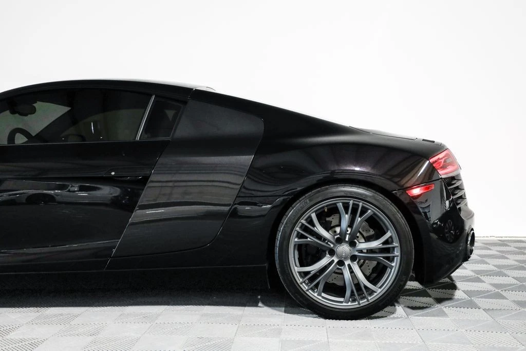 2014 Audi 42 R8 - Image 16 of 21