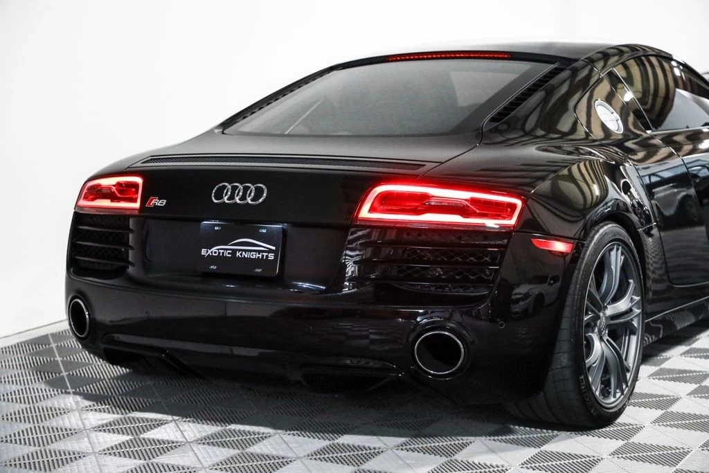 2014 Audi 42 R8 - Image 8 of 21