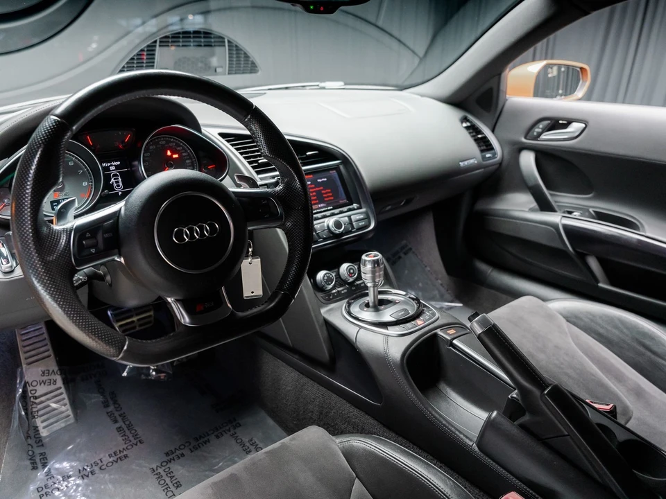 2014 Audi 42 R8 - Image 5 of 21