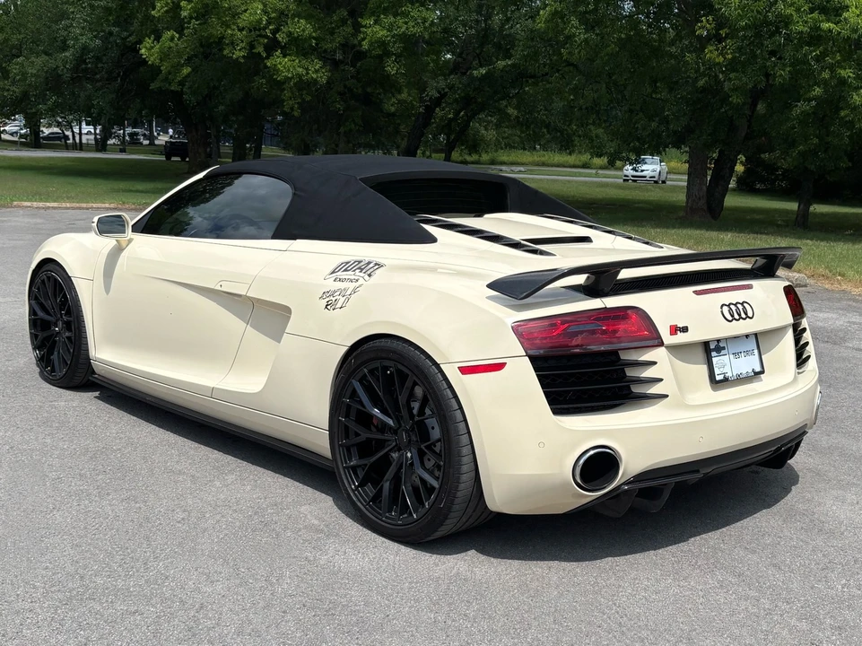 2014 Audi 42 R8 - Image 11 of 31