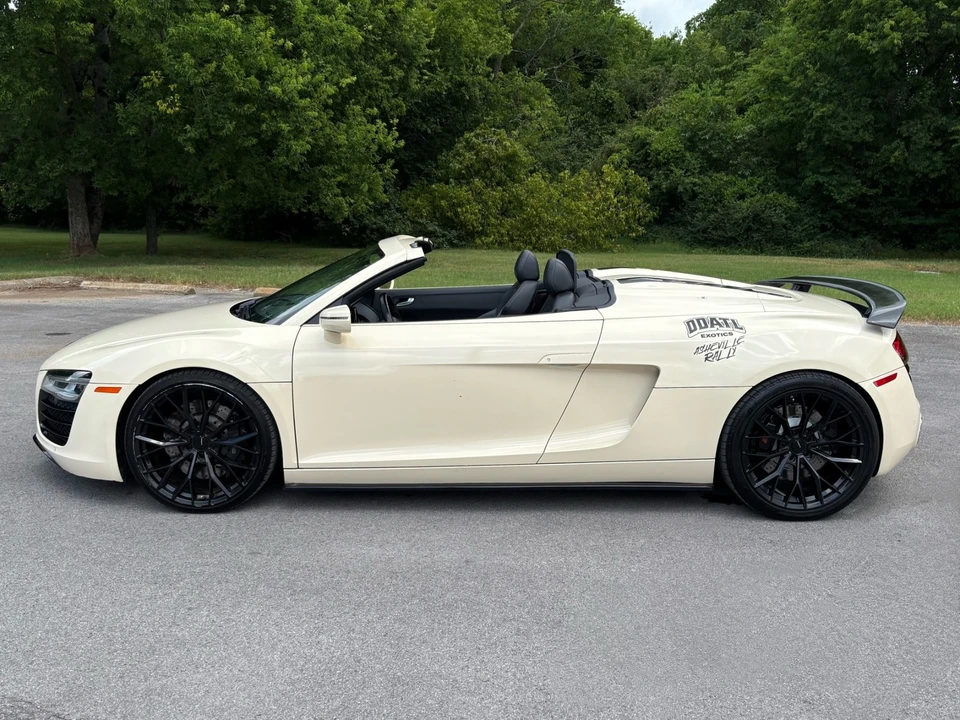 2014 Audi 42 R8 - Image 8 of 31