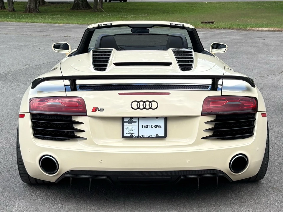 2014 Audi 42 R8 - Image 5 of 31