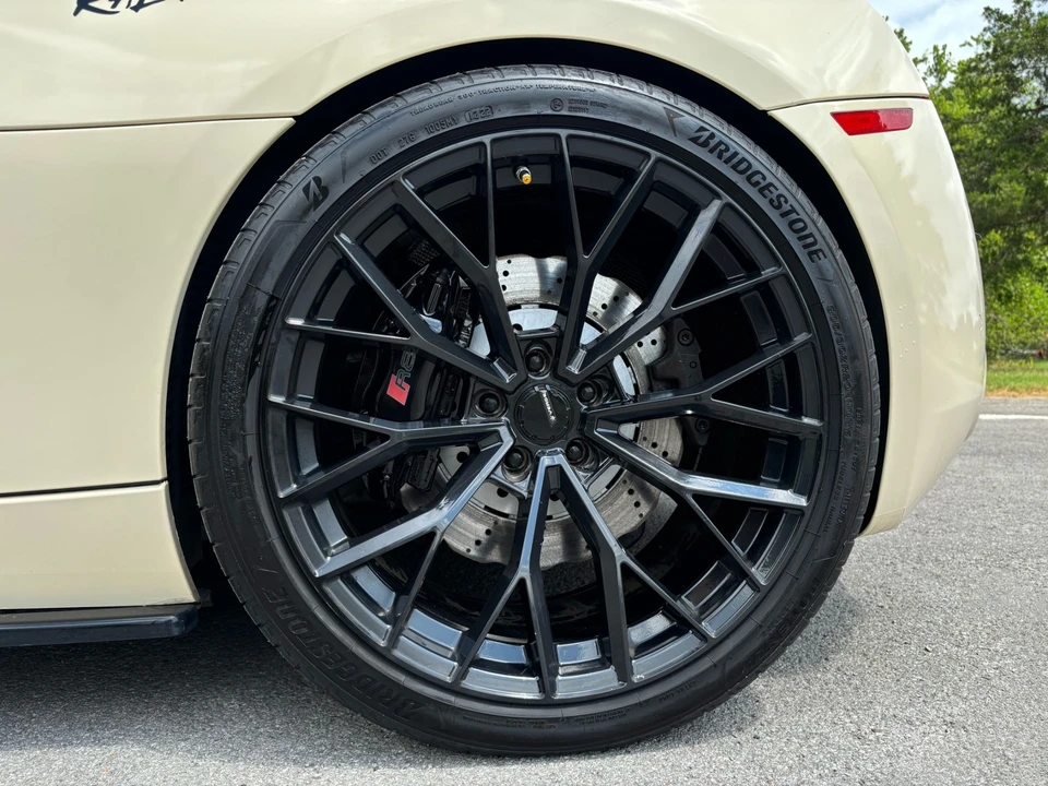 2014 Audi 42 R8 - Image 23 of 31