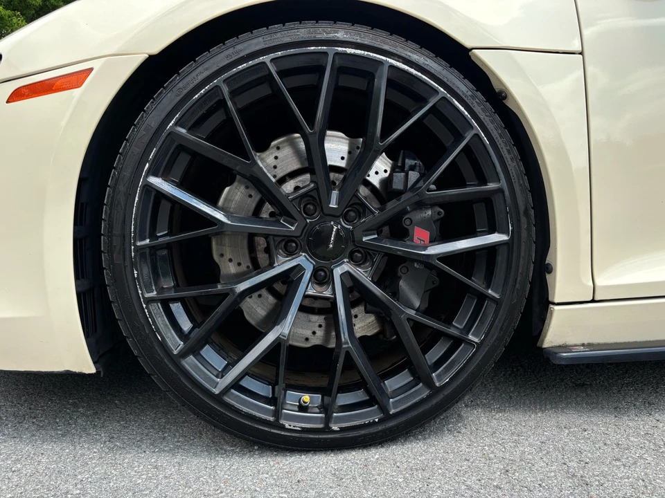 2014 Audi 42 R8 - Image 24 of 31