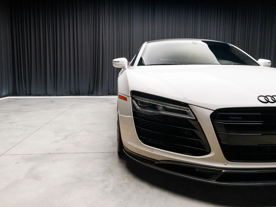 2014 Audi 42 R8 - Image 17 of 31