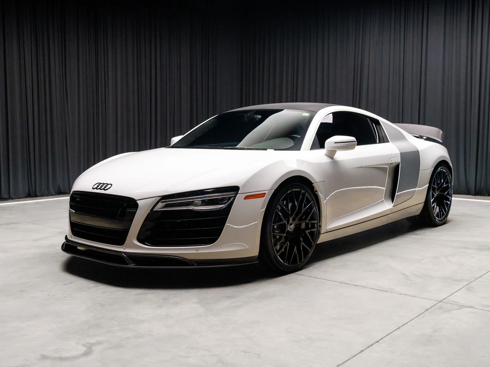 2014 Audi 42 R8 - Image 21 of 31