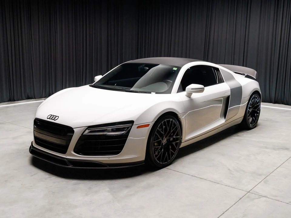2014 Audi 42 R8 - Image 20 of 31