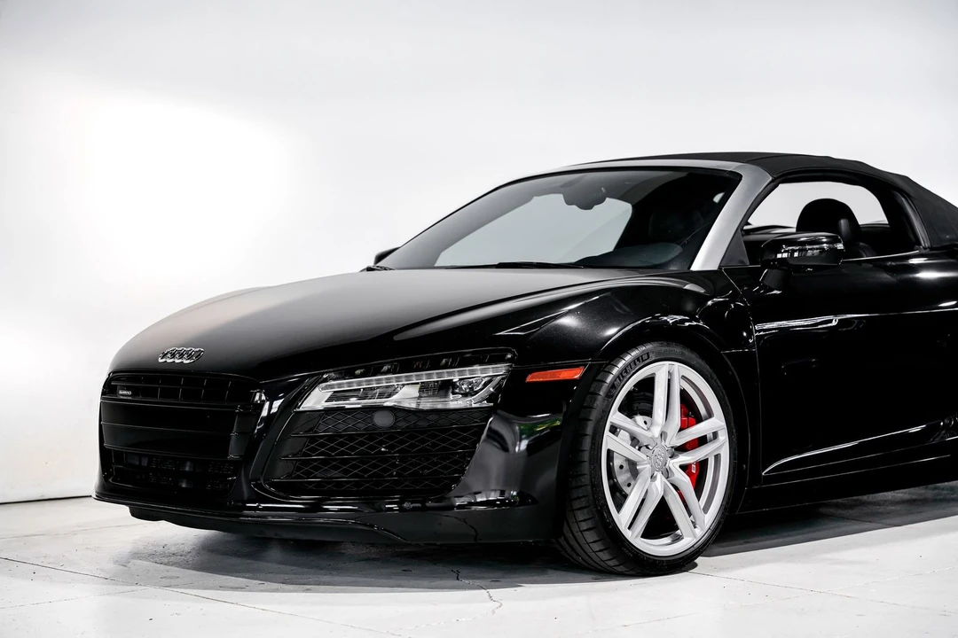 2014 Audi 42 R8 - Image 28 of 31