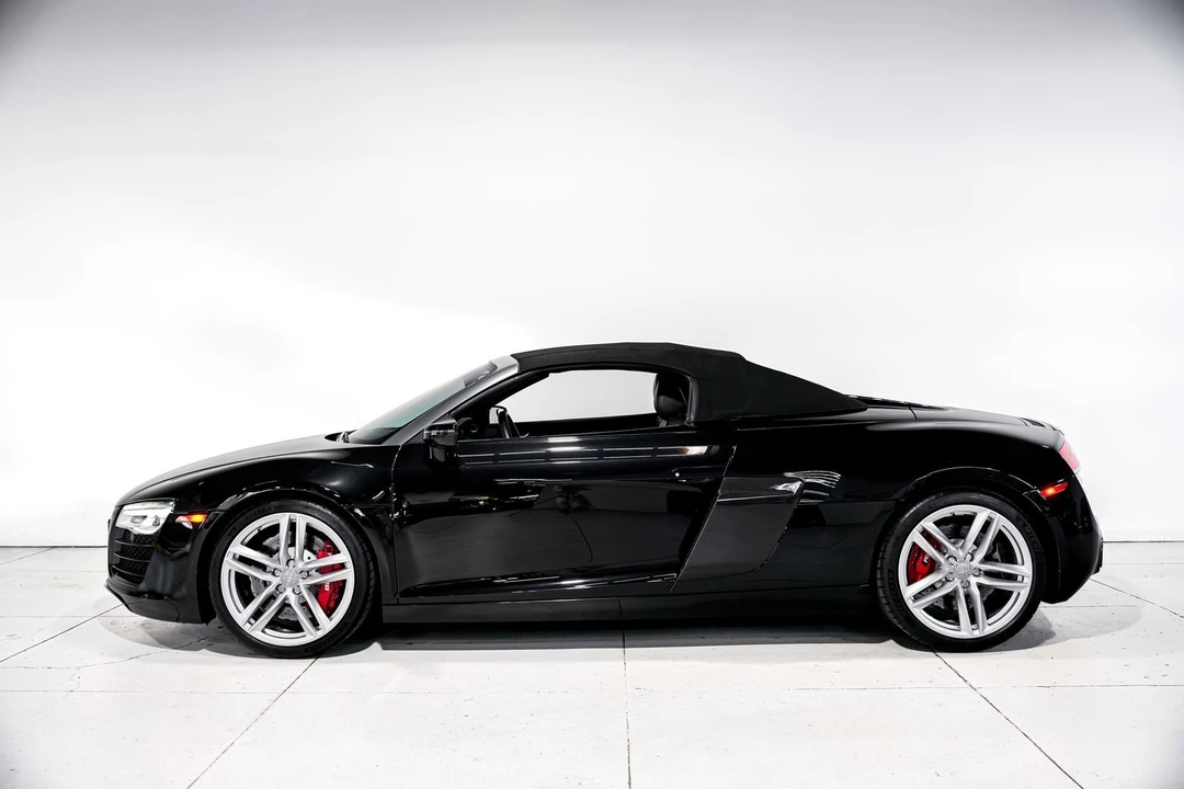 2014 Audi 42 R8 - Image 7 of 31