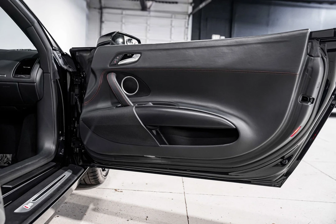 2014 Audi 42 R8 - Image 23 of 31