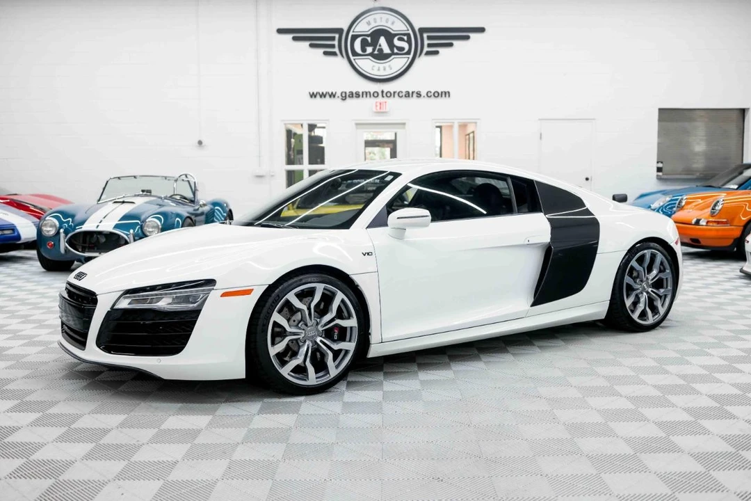 2014 Audi 42 R8 - Image 4 of 31