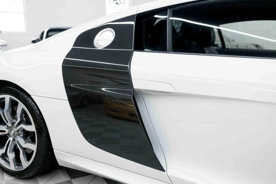 2014 Audi 42 R8 - Image 25 of 31