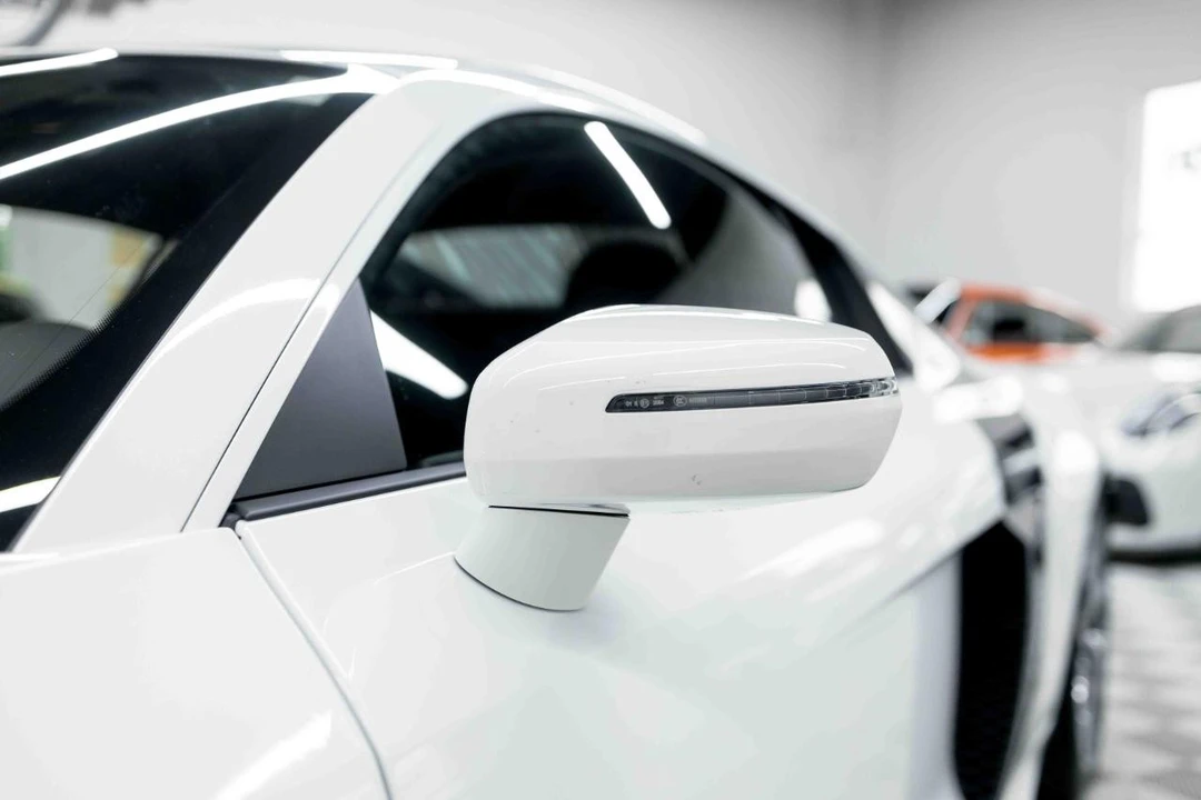 2014 Audi 42 R8 - Image 26 of 31
