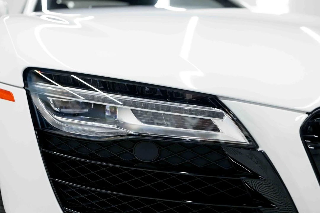 2014 Audi 42 R8 - Image 13 of 31