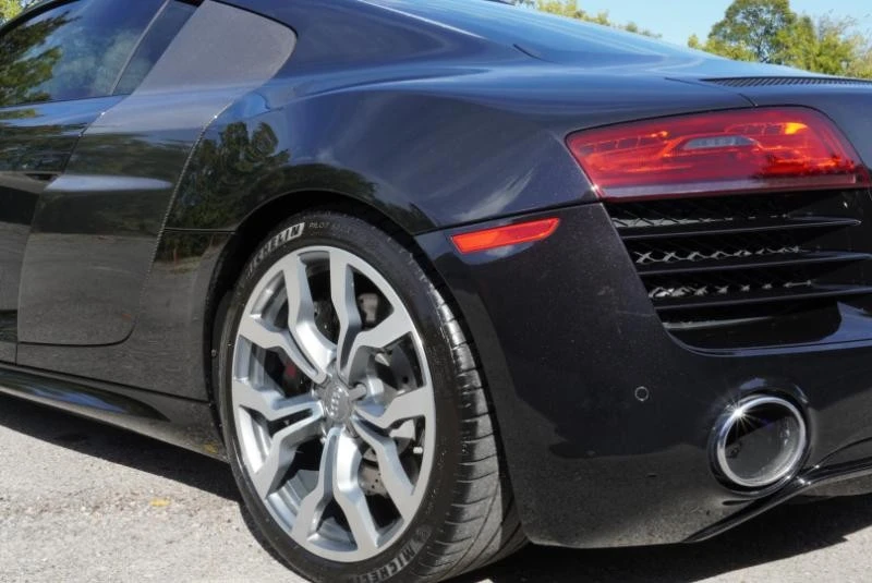 2014 Audi 42 R8 - Image 19 of 21
