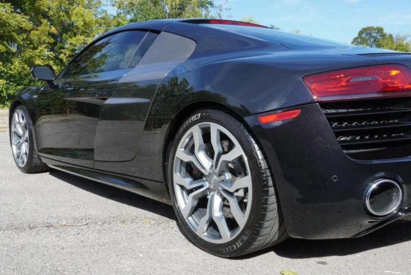 2014 Audi 42 R8 - Image 20 of 21