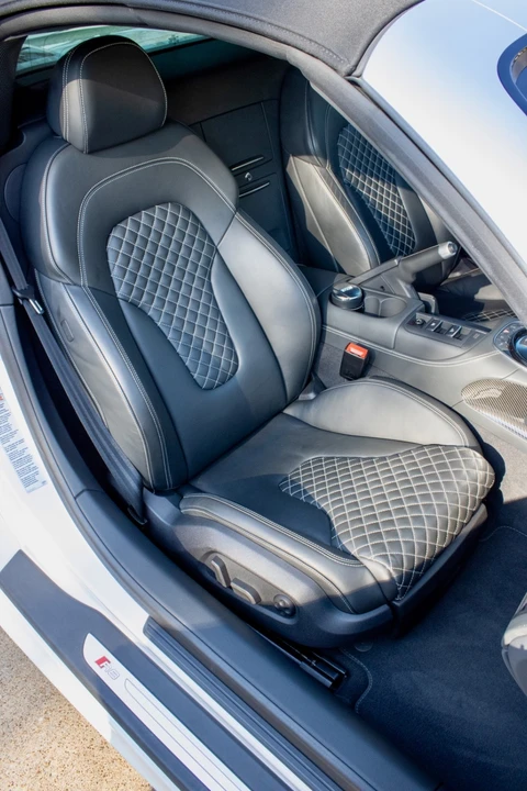 2014 Audi 42 R8 - Image 11 of 31