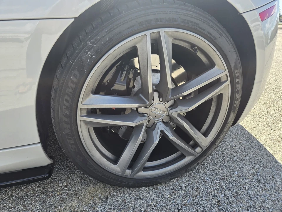 2014 Audi 42 R8 - Image 15 of 21