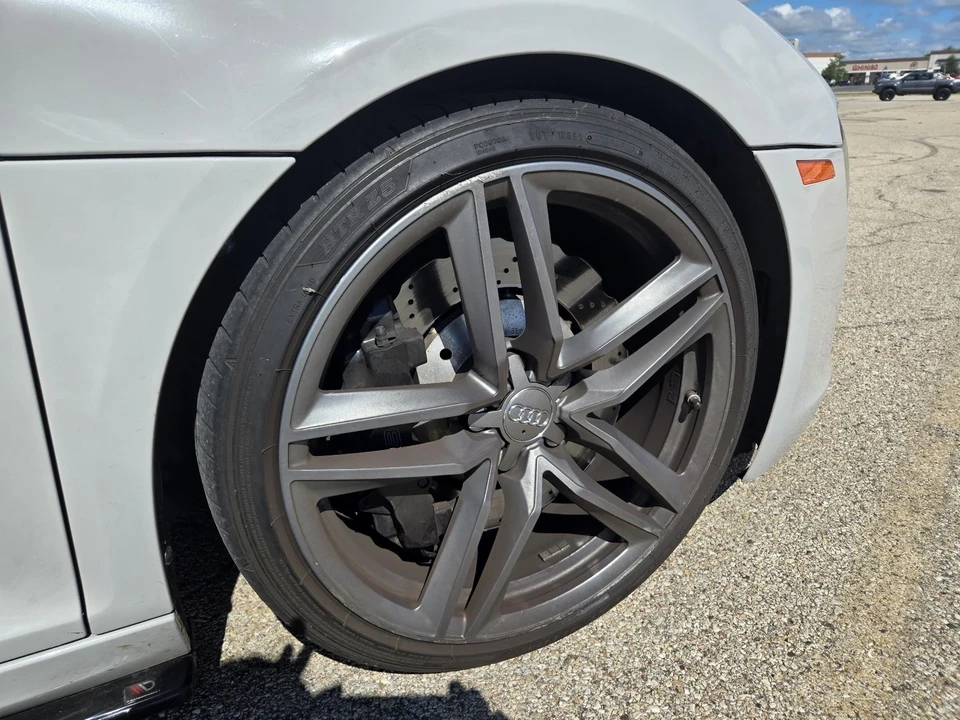 2014 Audi 42 R8 - Image 13 of 21