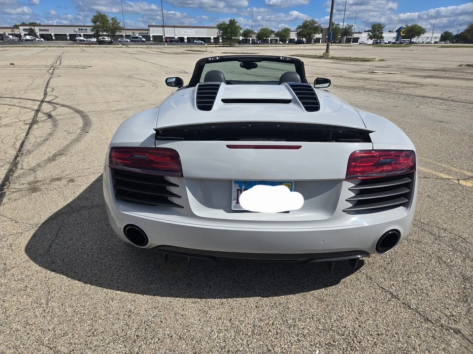 2014 Audi 42 R8 - Image 2 of 21