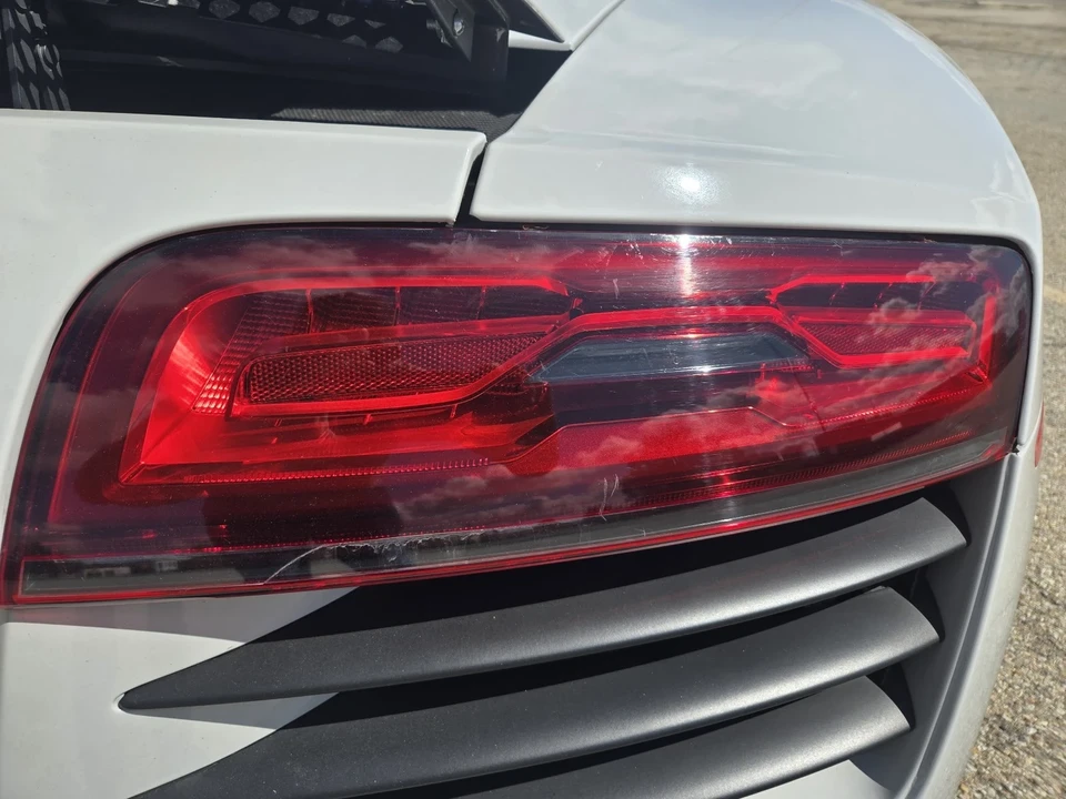 2014 Audi 42 R8 - Image 20 of 21