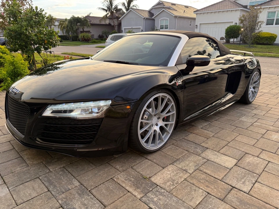 2014 Audi 42 R8 - Image 2 of 20