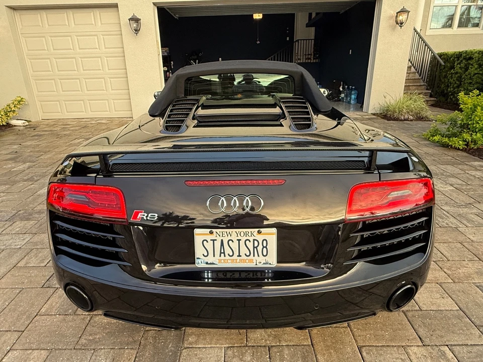 2014 Audi 42 R8 - Image 7 of 20