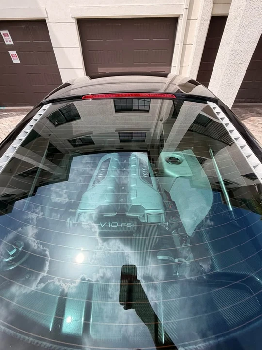 2014 Audi 42 R8 - Image 17 of 18