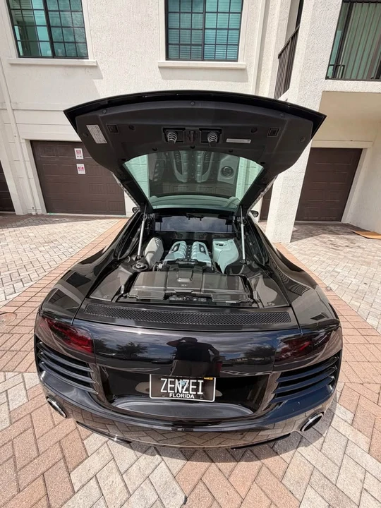 2014 Audi 42 R8 - Image 18 of 18