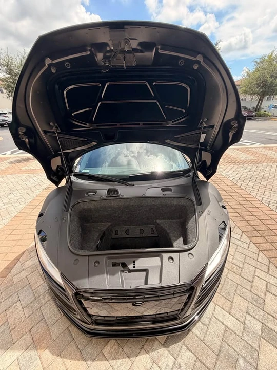 2014 Audi 42 R8 - Image 16 of 18