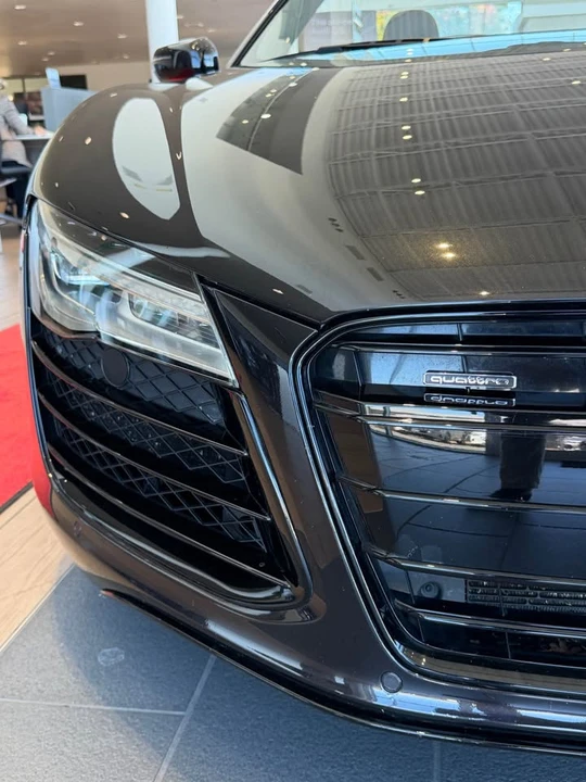 2014 Audi 42 R8 - Image 4 of 9