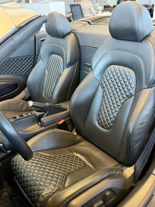 2014 Audi 42 R8 - Image 8 of 9