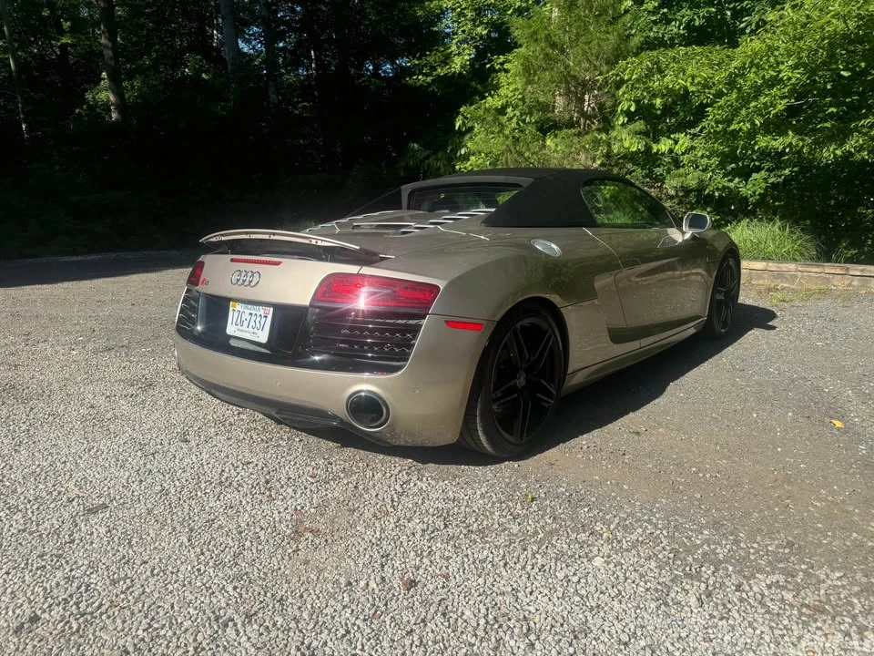 2014 Audi 42 R8 - Image 7 of 16